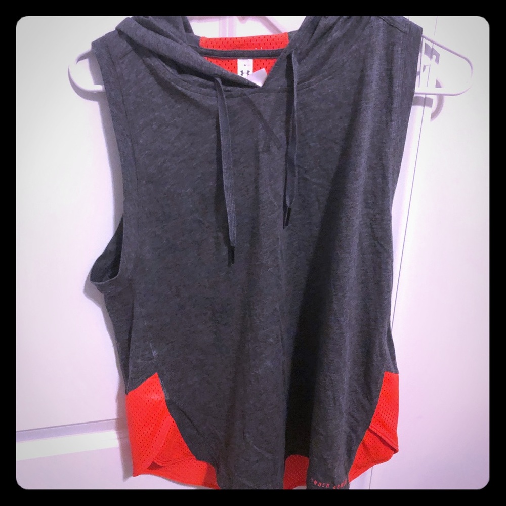 Underarmour M hooded gray tank with orange mesh